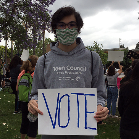 teen volunteer Edmund Tuck