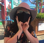 teen volunteer Michelle Lee